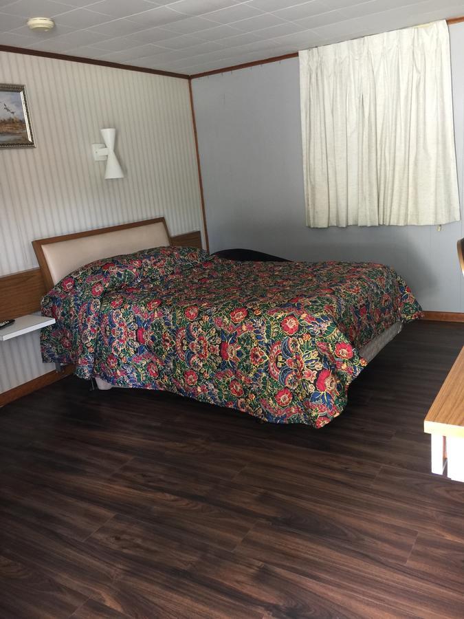 Melody Motor Lodge Connellsville Extérieur photo